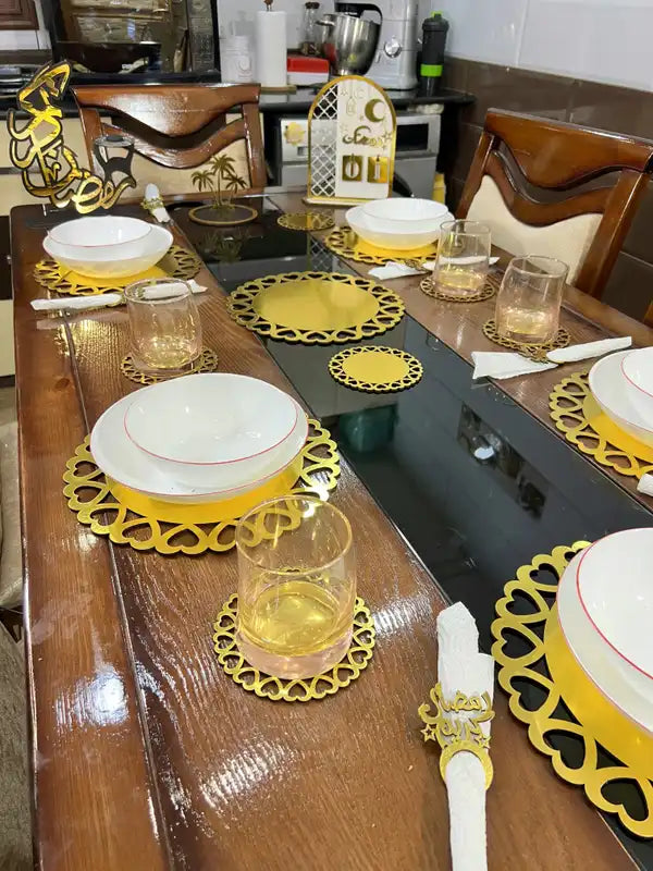 طقم مائدة مَلكي… فخامة فوق العادة